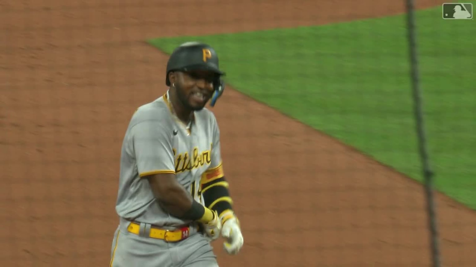 Castro adds on to the Pirates lead with a solo homer | 04/13/2023 ...