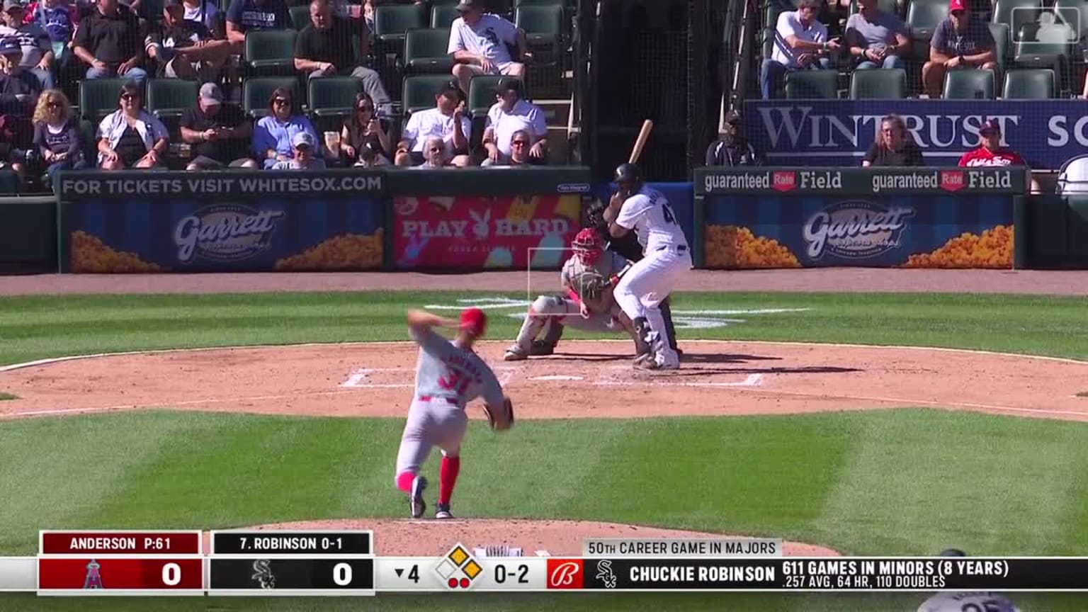 Tyler Anderson poncha a Chuckie Robinson 26/09/2024 Los Angels de