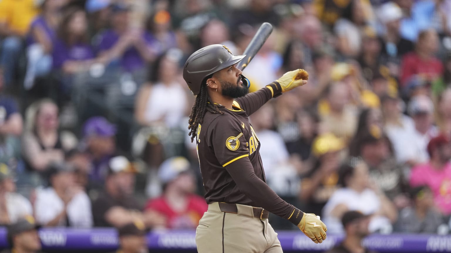 H*u様 (貴重！)【マクファーレン】Fernando Tatis Jr. フィ Padres news: Fernando Tatis Jr. wins National League Platinum