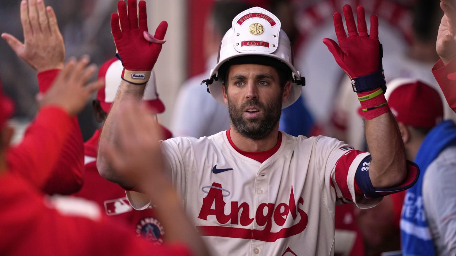 Chris Taylor's first homer as an Angel (1) | 06/07/2025 | Los Angeles ...