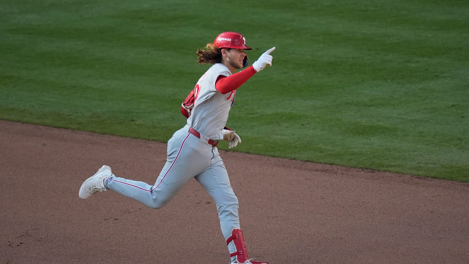 Listen to radio calls of homers in Phillies' comeback | 09/30/2026 ...