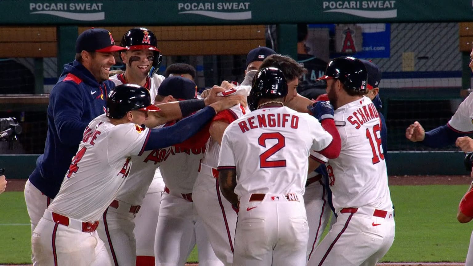 Travis d’Arnaud’s walk-off single | 07/11/2025