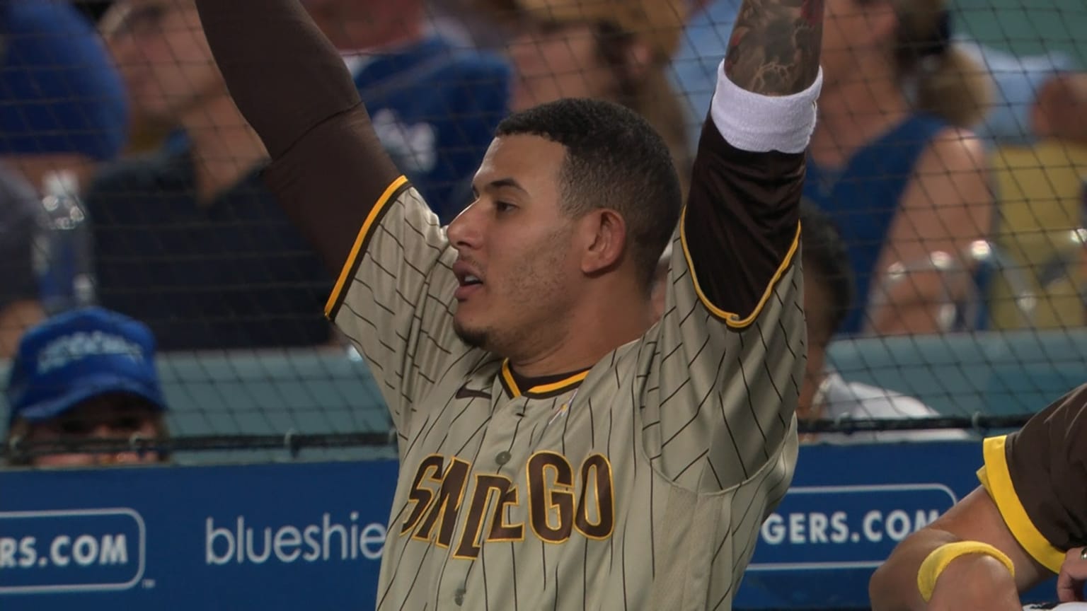 Padres score four in 3rd inning 09/02/2022 San Diego Padres