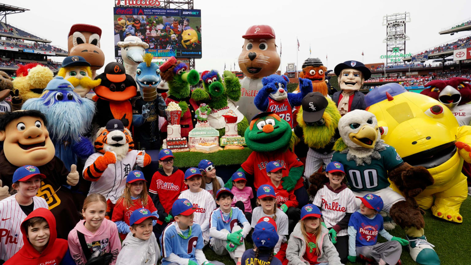 The Phillie Phanatic celebrates birthday 04/21/2024