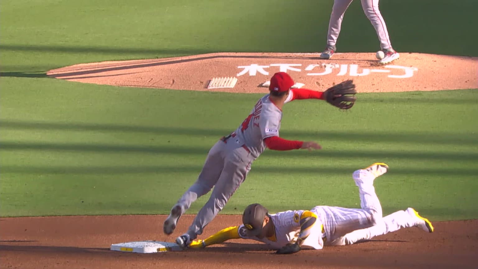 Fernando Tatis Jr. scores on pickoff error | 07/05/2023 | San Diego Padres