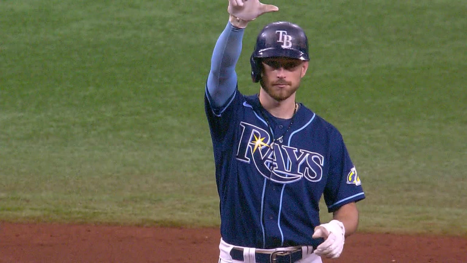 Brandon Lowe CRANKS solo shot in World Series Game 2 to put Rays up vs.  Dodgers! 