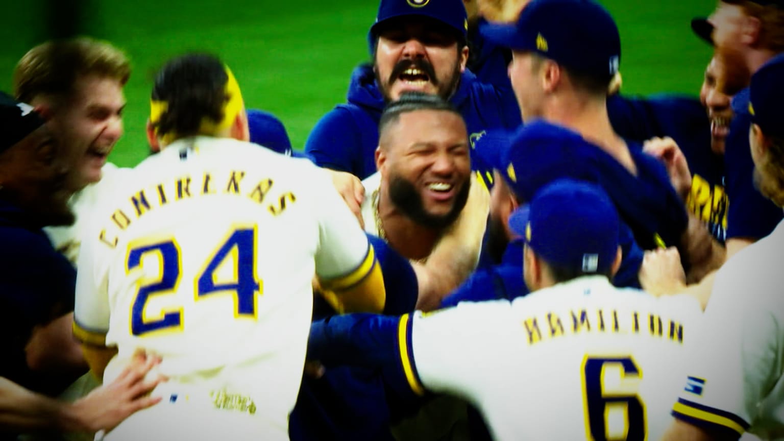 Daily Dash: Freeman's homer, Chourio's walkoff | 10/05/2026 | Chicago Cubs