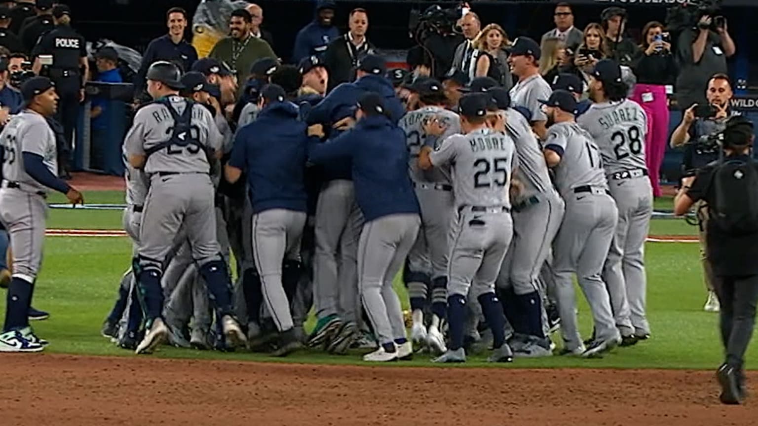 Mariners move on to ALDS 10/08/2022 Seattle Mariners