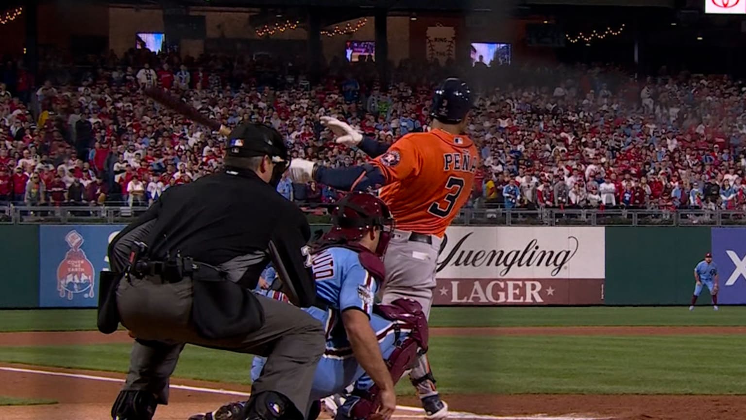 Houston Astros' Jeremy Peña Clearing Flight Path For Landing Rookie of the  Year Hardware