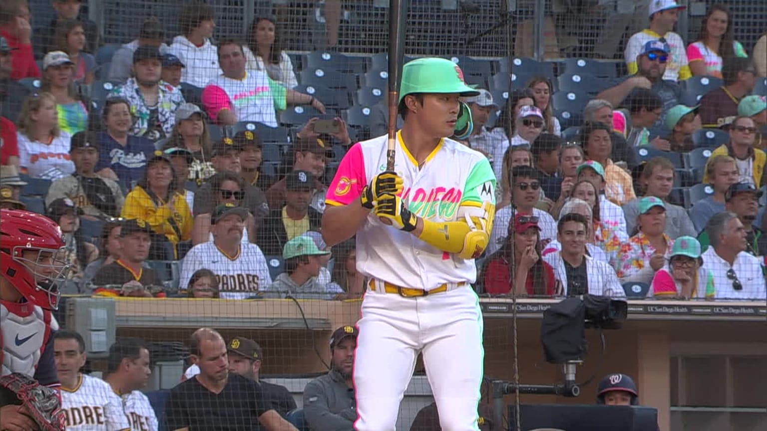 Kim Ha-seong hits another leadoff homer to kick off 11-1 rout