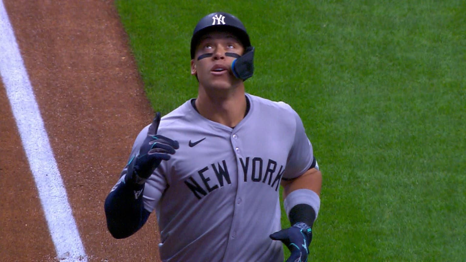 Data Viz Aaron Judges home run 04/28/2024 New York Yankees