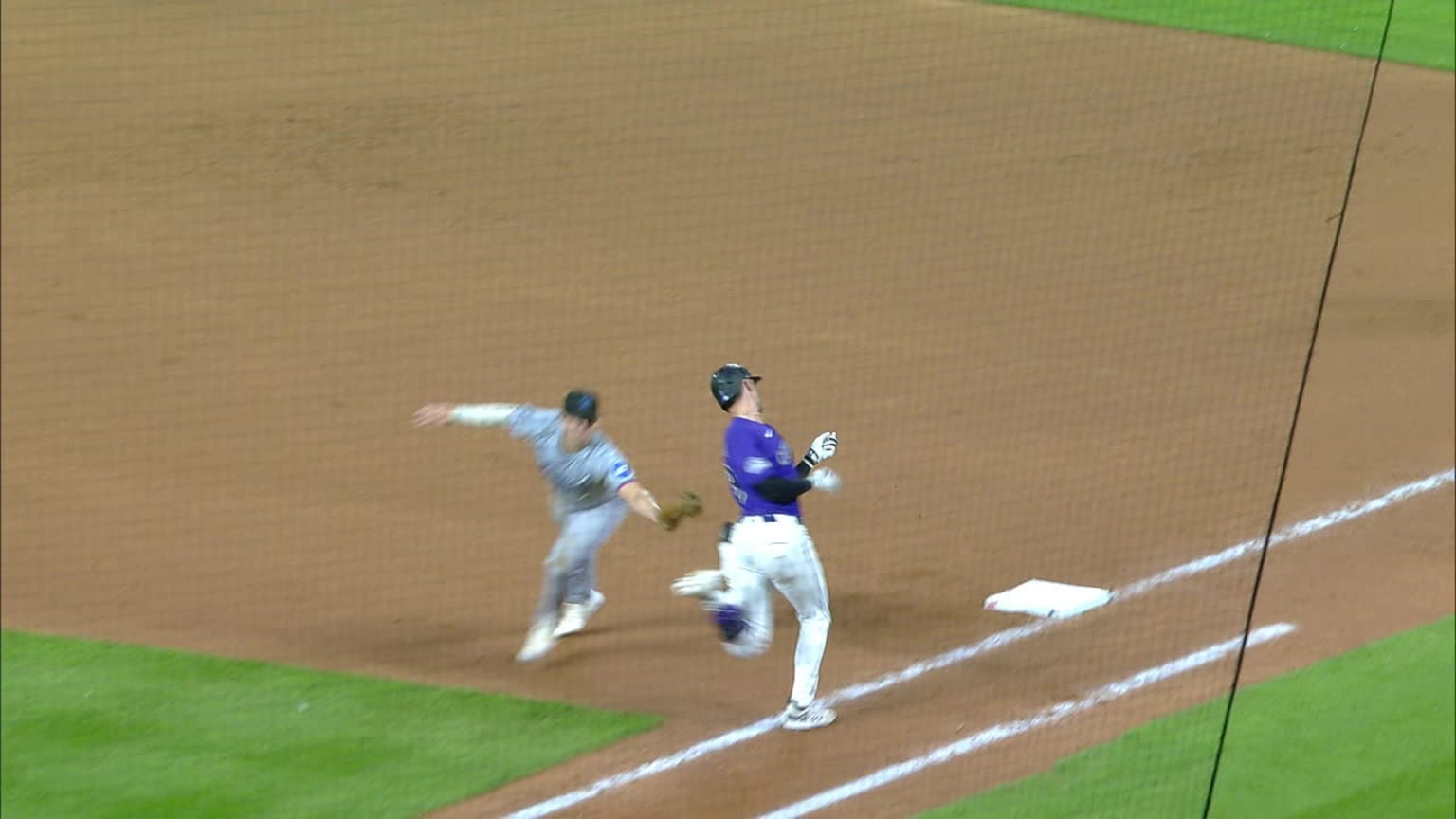 Brenton Doyle safe after review 08/28/2024 San Francisco Giants