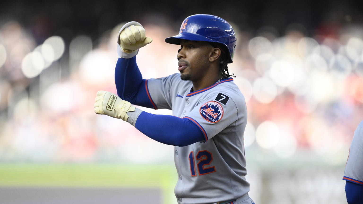 Francisco Lindor #39 s leadoff single 04/26/2025 New York Mets