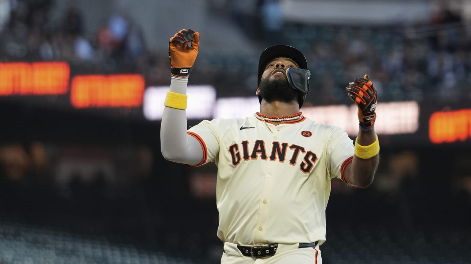 Jerar Encarnacion's tworun home run (4) 09/11/2024 San Francisco