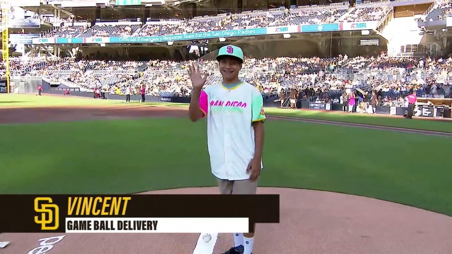 7/8/22 Game Ball Delivery 07/08/2022 San Diego Padres