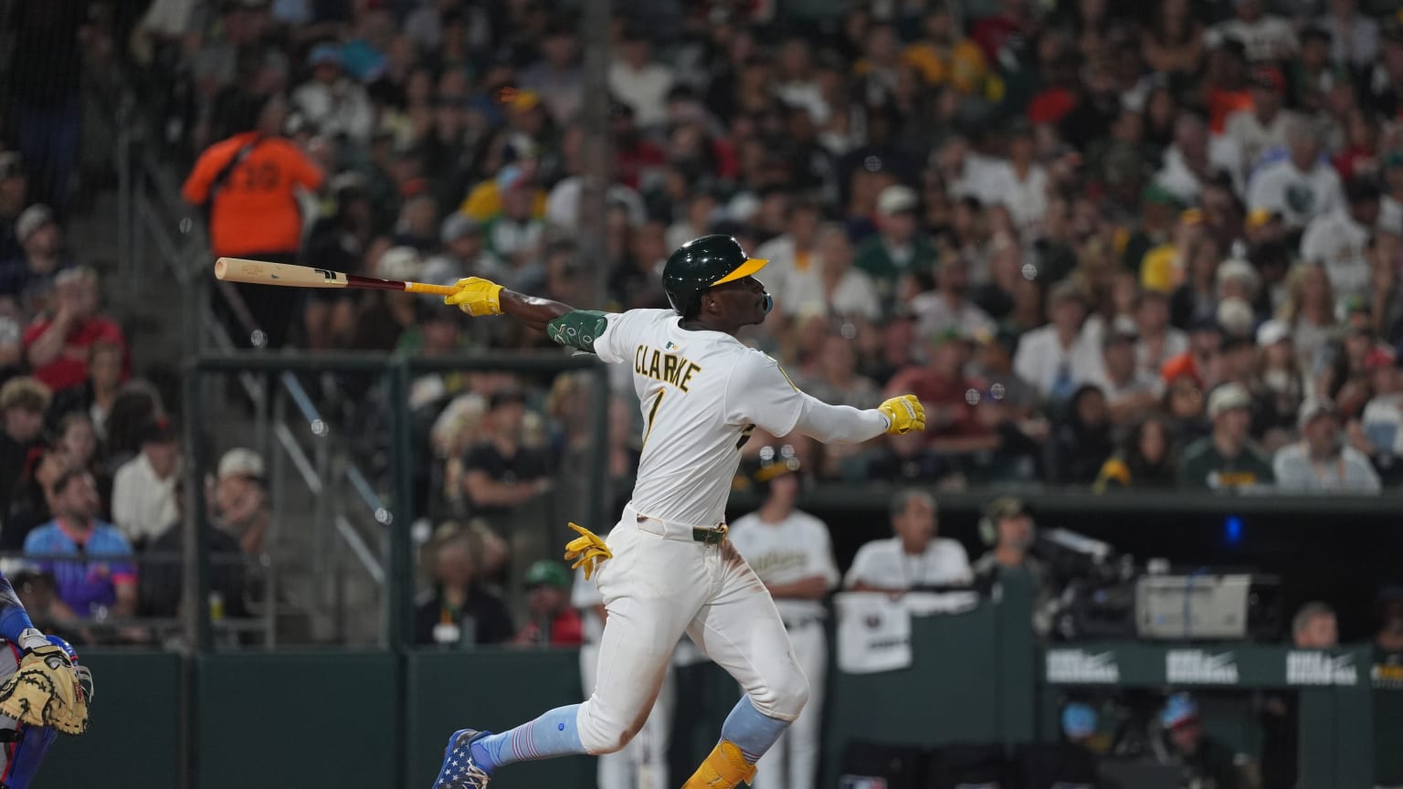 Denzel Clarke's two-run home run (3) | 07/04/2025 | Athletics