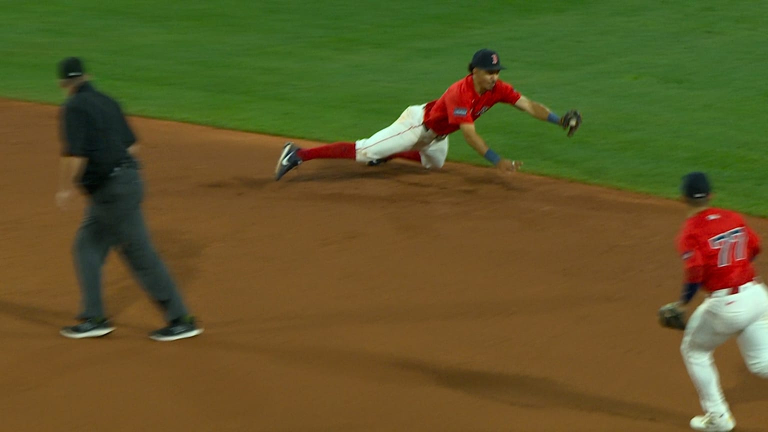 David Hamilton makes an amazing diving play | 08/26/2024 | Boston Red Sox