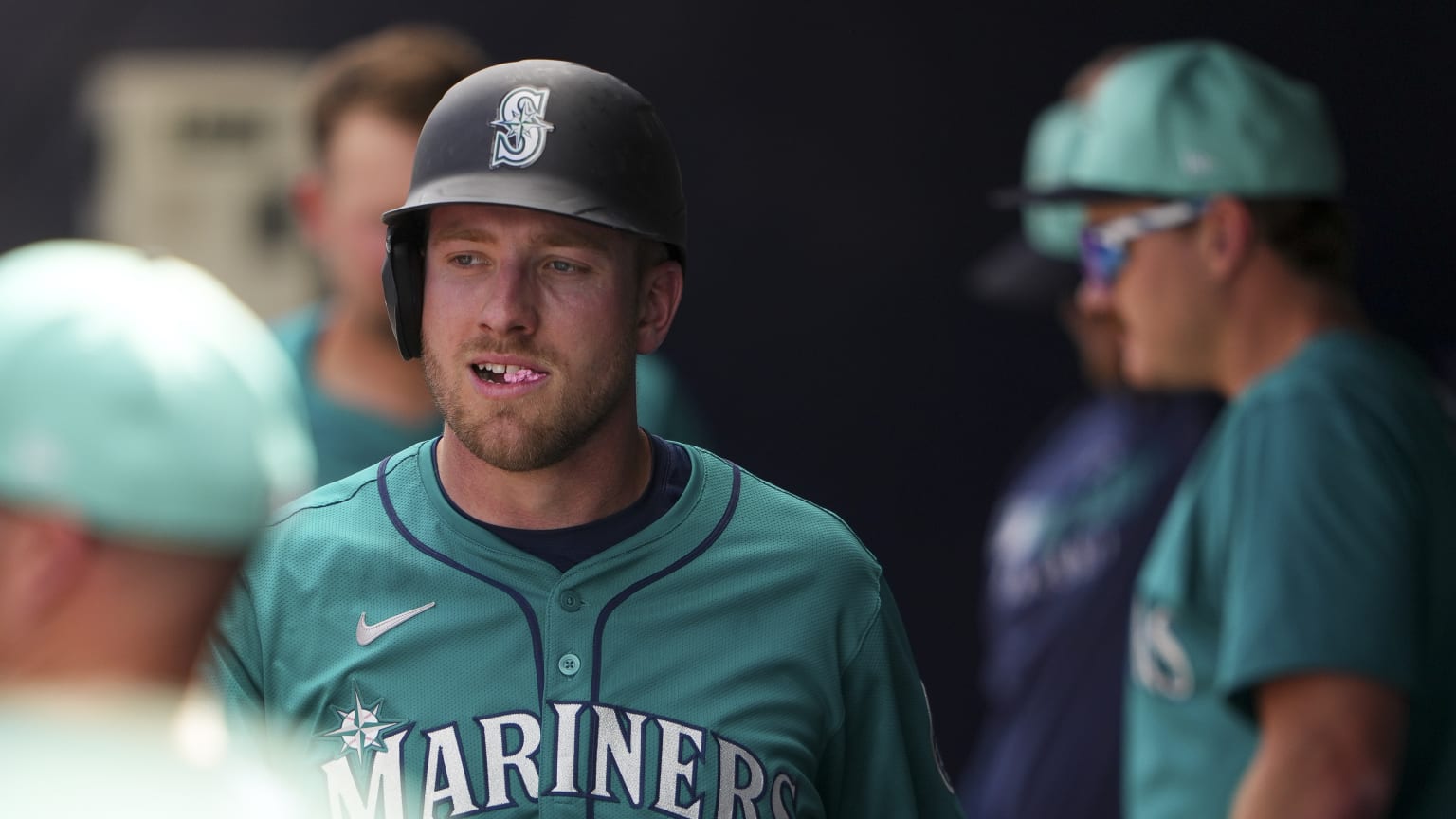 Luke Raley scores on double play