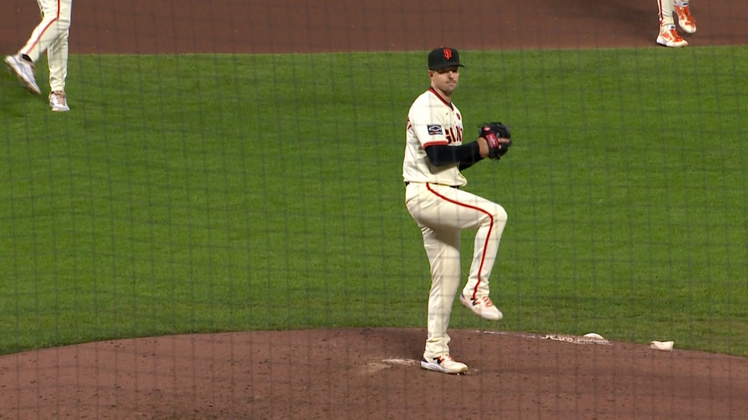 Mike Yastrzemski's MLB pitching debut 08/14/2024 San Francisco Giants