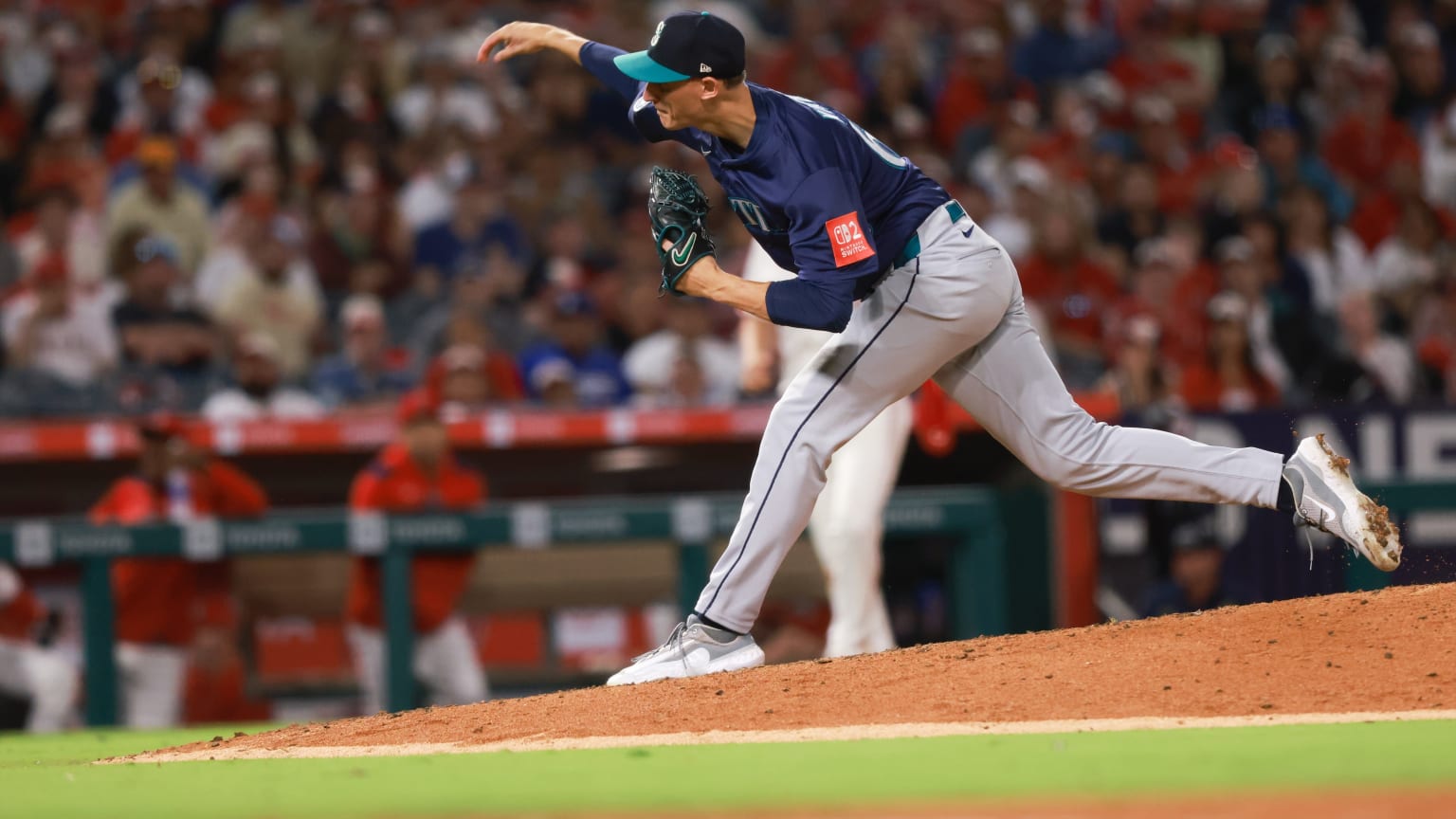 George Kirby strikes out nine over six innings 07/26/2025 Seattle
