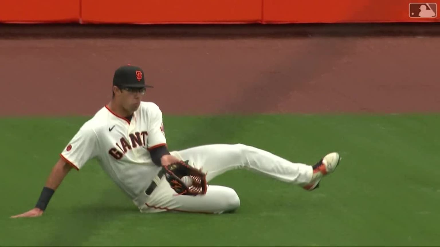 Sabol ends the inning with an amazing sliding catch | 04/07/2023 | New ...
