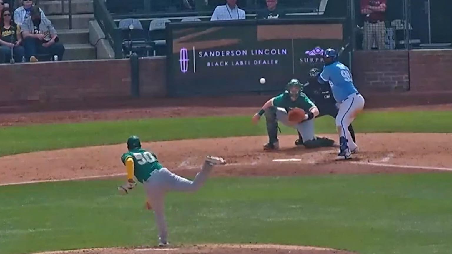 Franmil Reyes hits an RBI single to center field | 03/16/2023 | Kansas ...