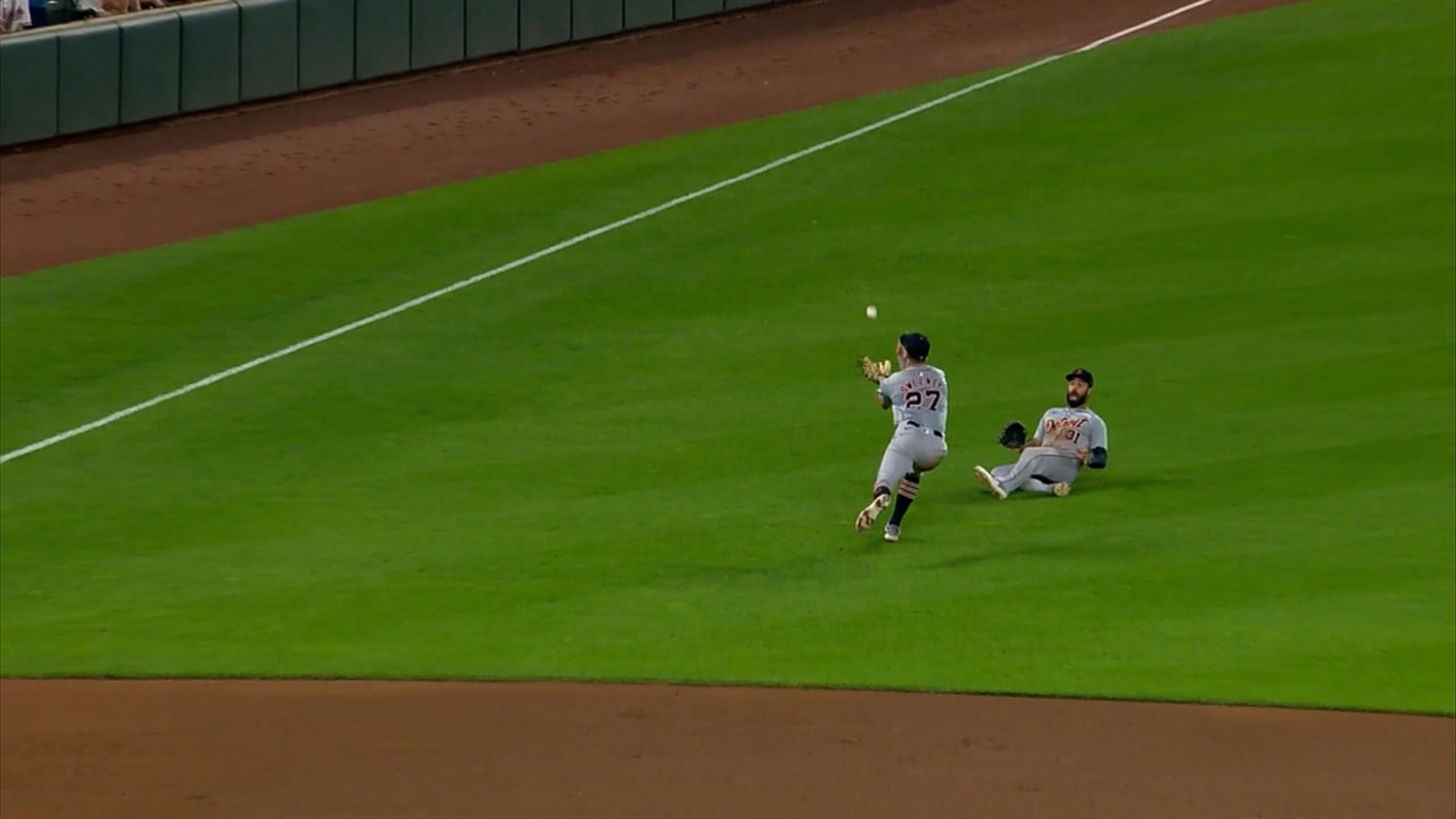 Trey Sweeney wins Play of the Week for diving catch | 09/23/2024