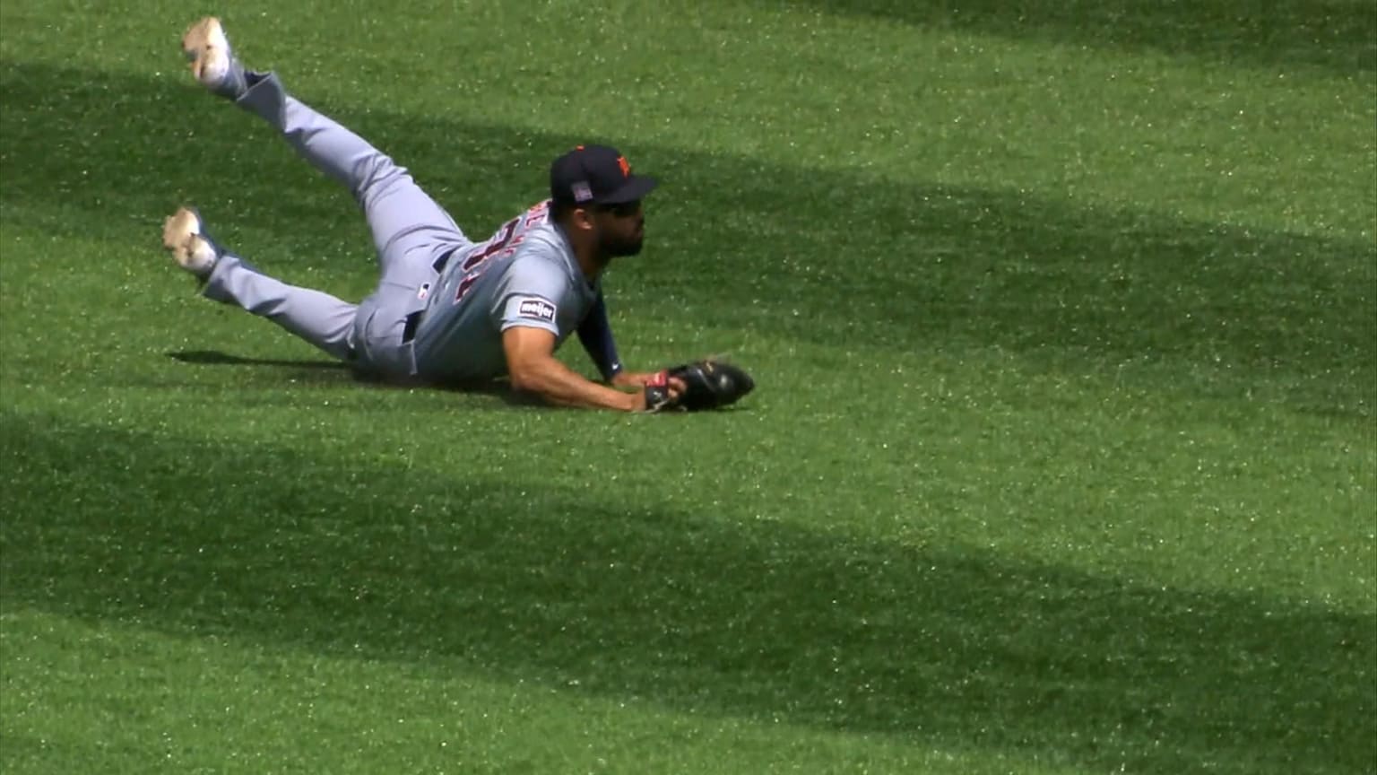 Riley Greene's diving catch | 07/21/2024 | Detroit Tigers