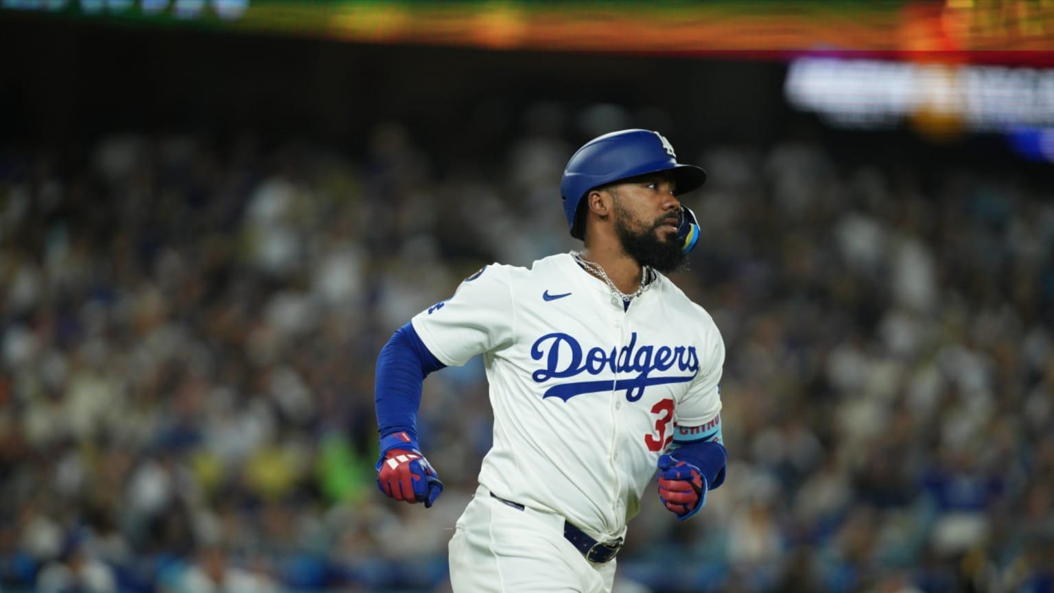 Dodgers Teoscar Hernández フィギュア 71b75668-43f9-55d3-b896-