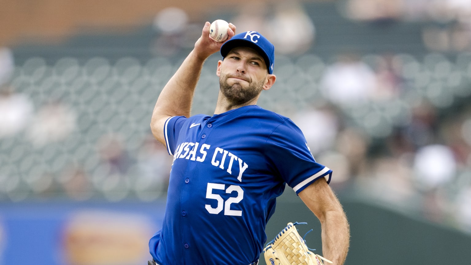 Michael Wacha escapes a 5th-inning jam | 04/28/2024 | Kansas City Royals