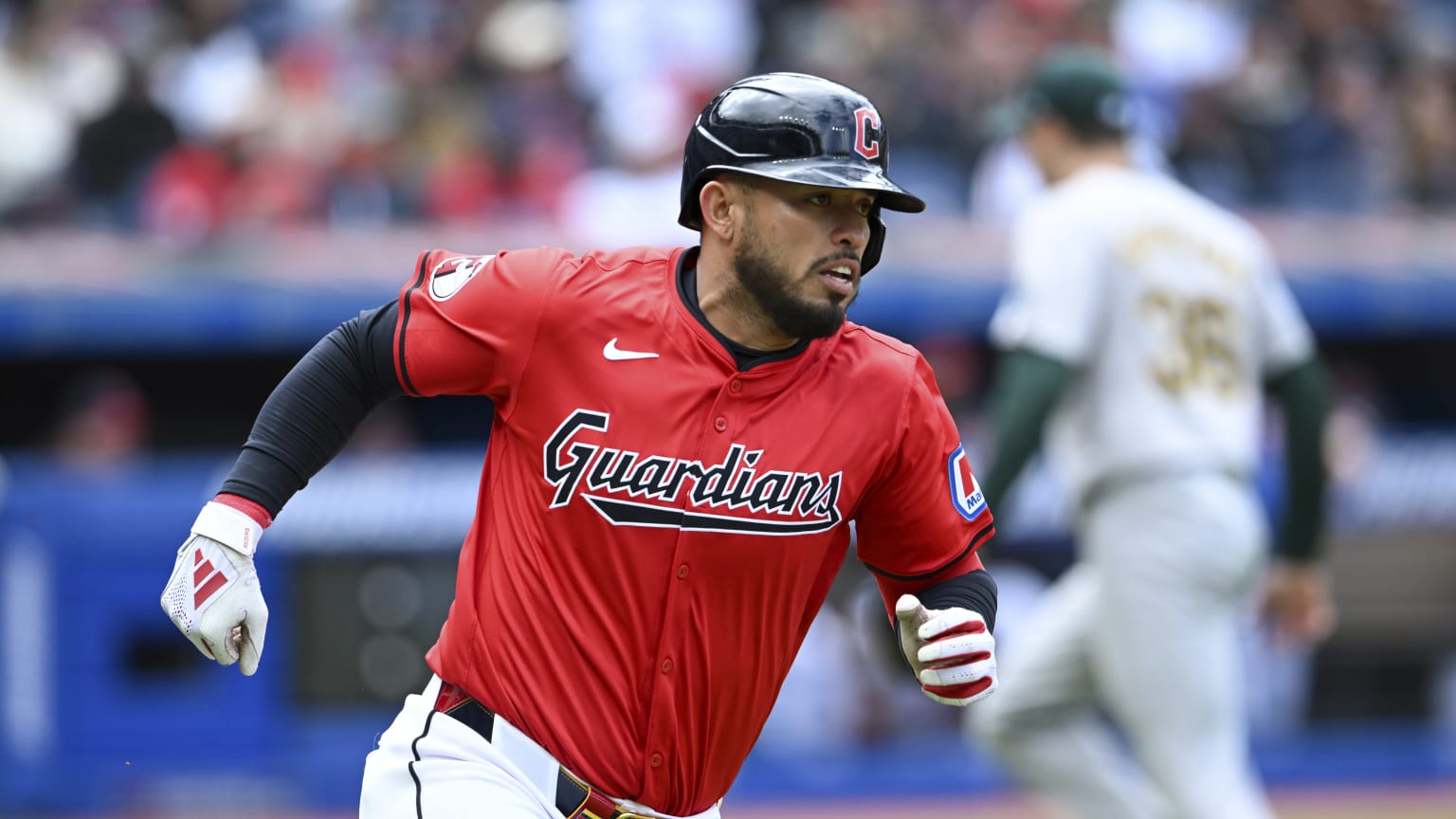 Gabriel Arias empuja con sencillo | 21/04/2024 | Los Guardians de Cleveland