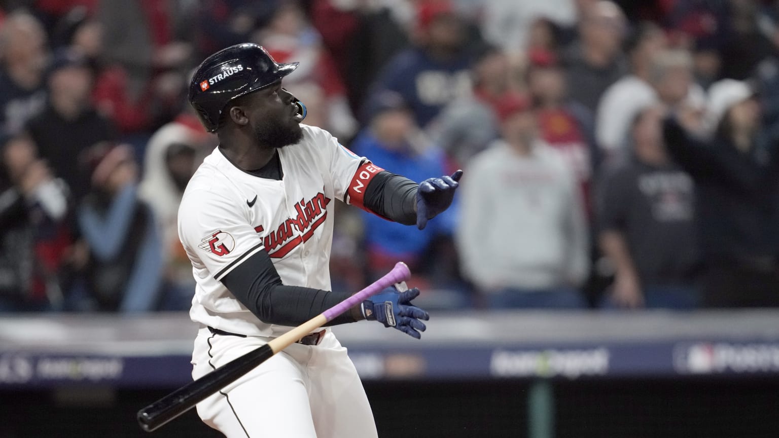 Jhonkensy Noel's gametying home run 10/17/2024 Cleveland Guardians