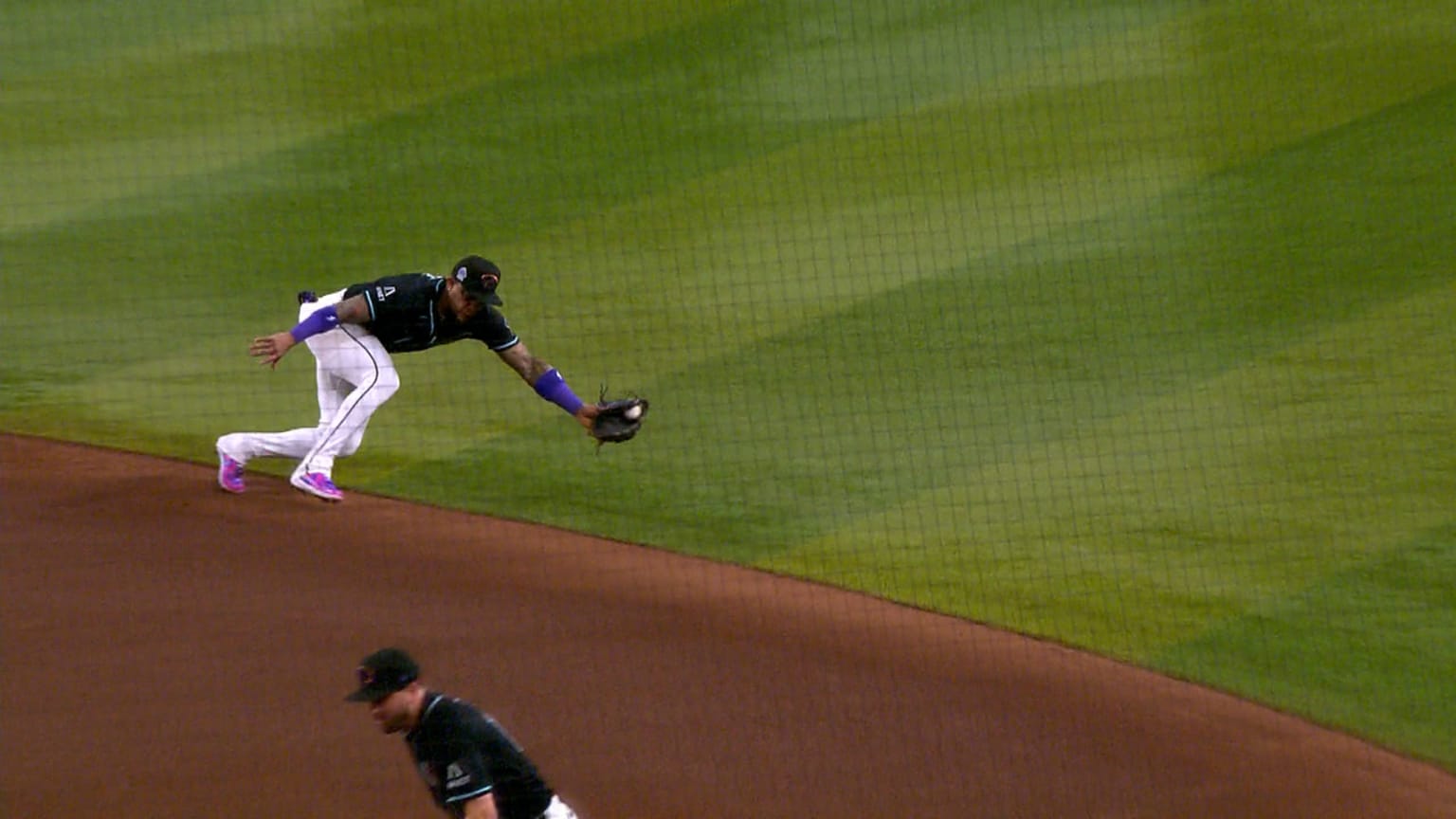 Ketel Marte's diving play | 09/19/2026 | MLB.com