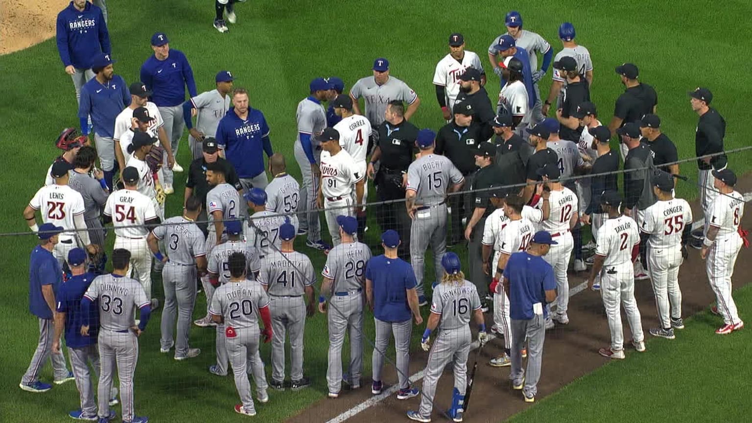 Benches clear in Minnesota in 4th 08/25/2023 Texas Rangers
