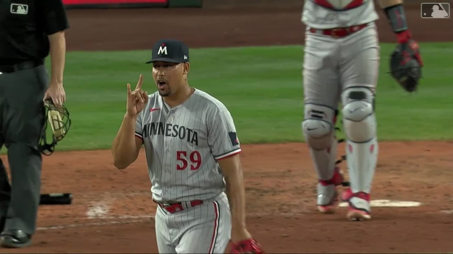 Jhoan Duran logs fastest pitch of 2023 at 104.8 mph | 07/19/2023