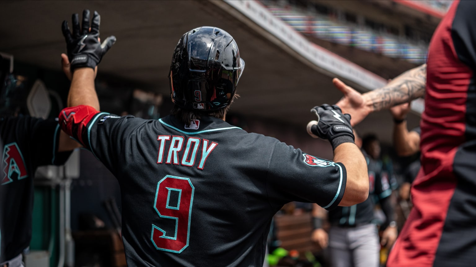 Troy R. Hits 101.8 mph Exit Velocity Off 85.6 mph Changeup - News Directory 3