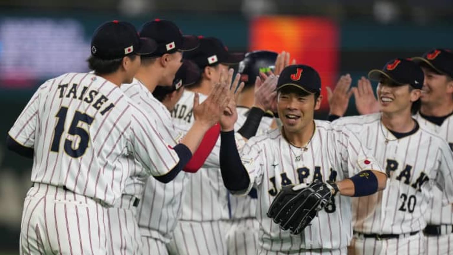 Taisei Ota secures Team Japan's 8-6 victory | 03/07/2026 | MLB.com