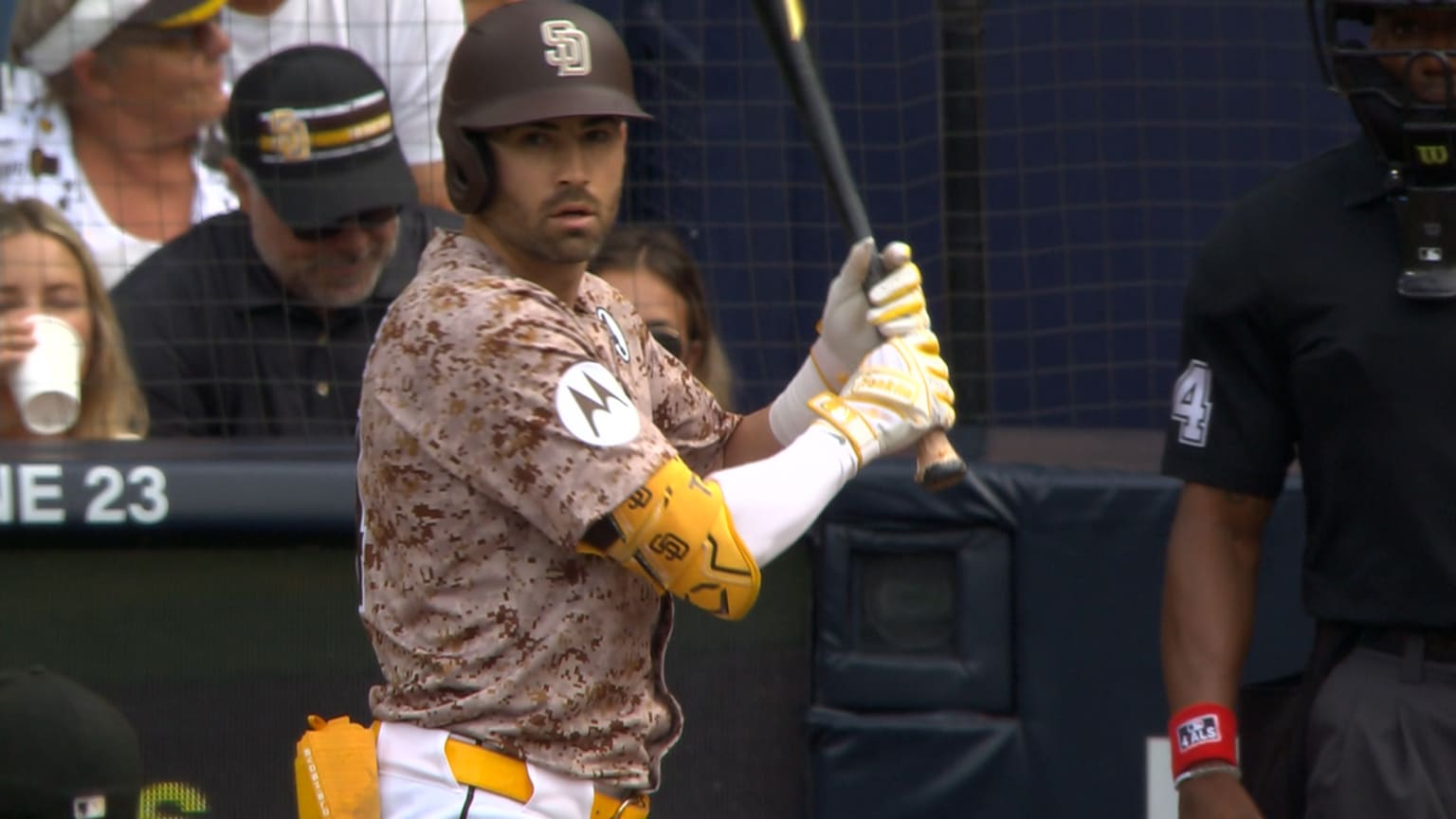Tyler Wade's RBI infield single | 06/01/2025 | San Diego Padres
