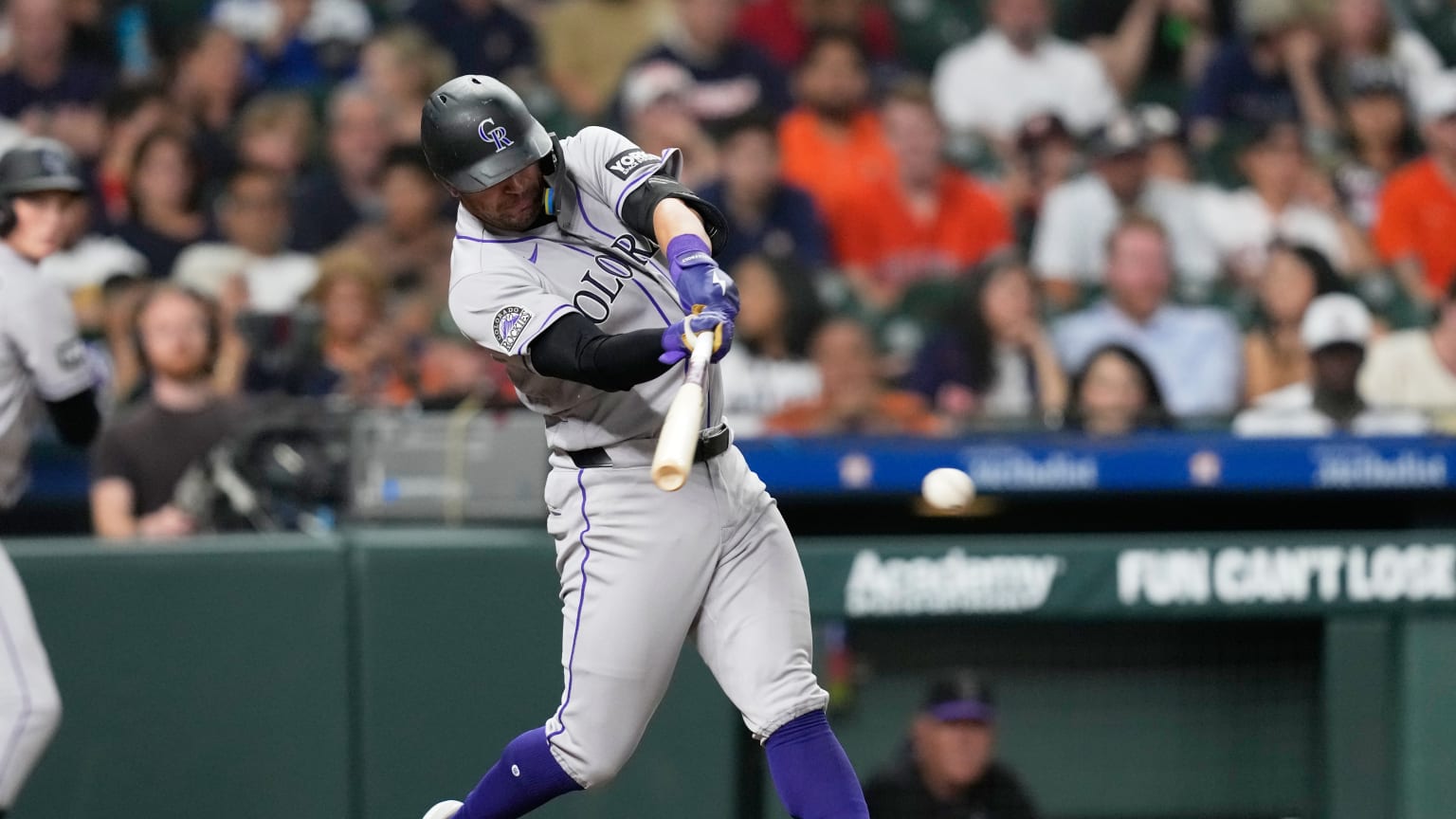 Tyler Freeman's RBI single | 04/16/2026 | Colorado Rockies