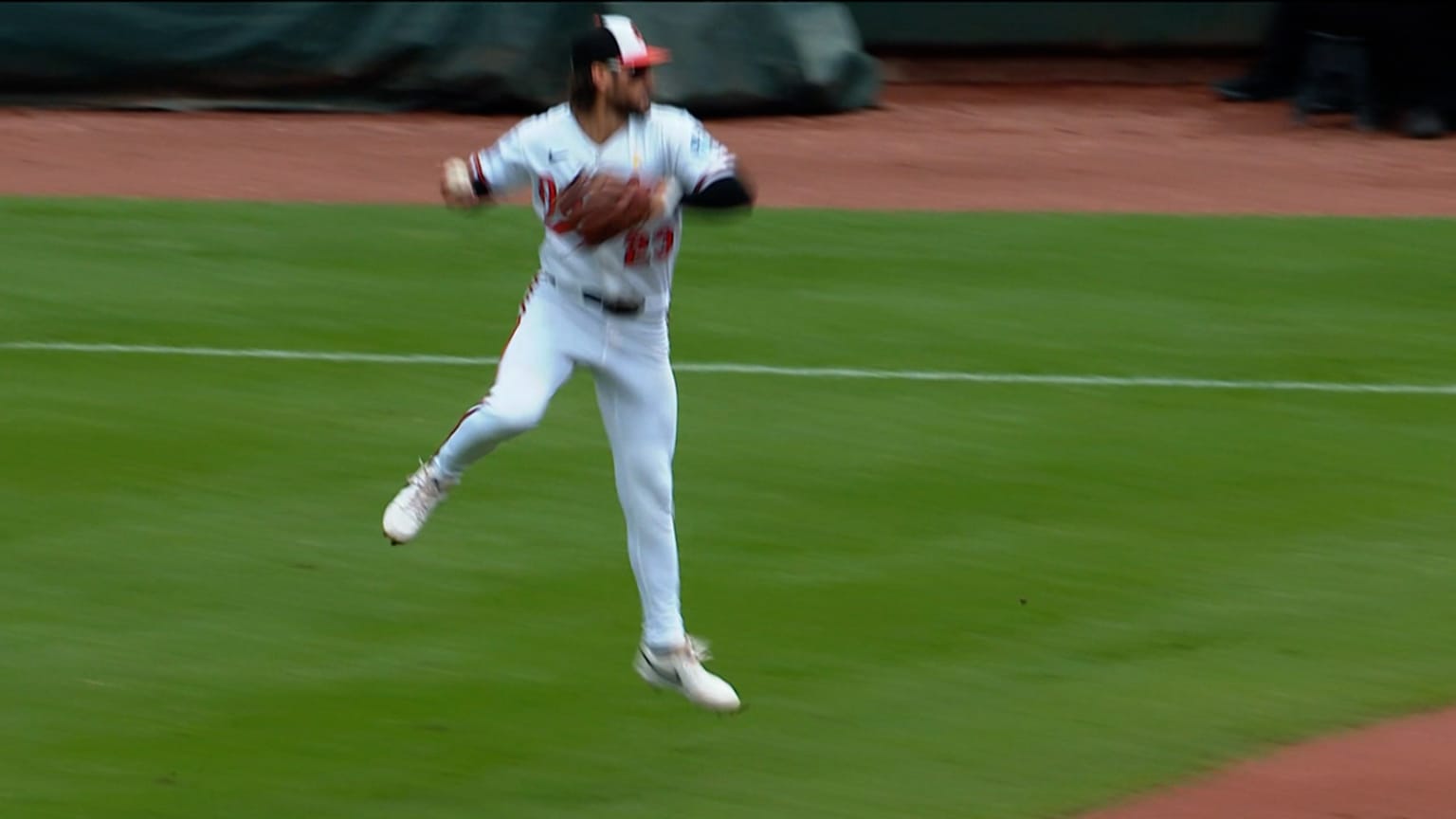 Blaze Alexander makes a great stop and leaping throw to connect with Pete Alonso at first base for the second out in the top of the 2nd inning