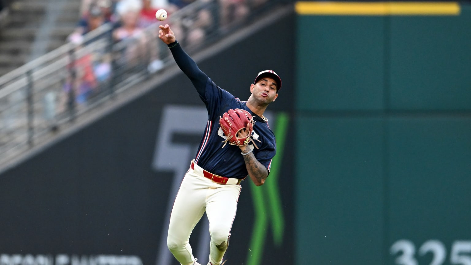 Brayan Rocchio's amazing sliding stop | 06/21/2024 | Cleveland Guardians