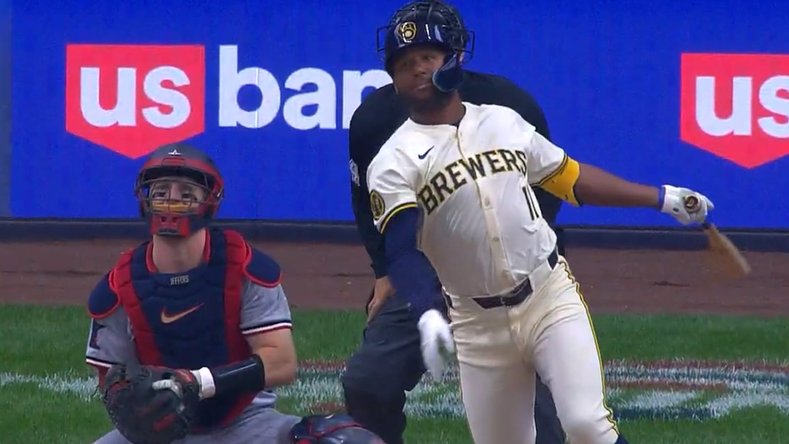 Bob Uecker's call of Jackson Chourio's first MLB HR
