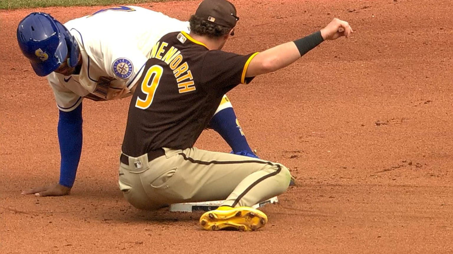 JRod steals his 25th base 09/14/2022 Seattle Mariners