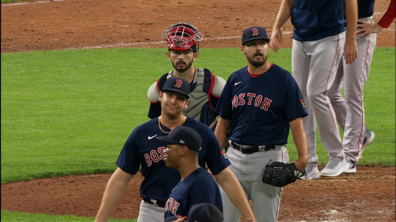 Meet John Schreiber: Boston Red Sox closer Tuesday vacuumed hot ash from  boilers, washed cars on way to majors 