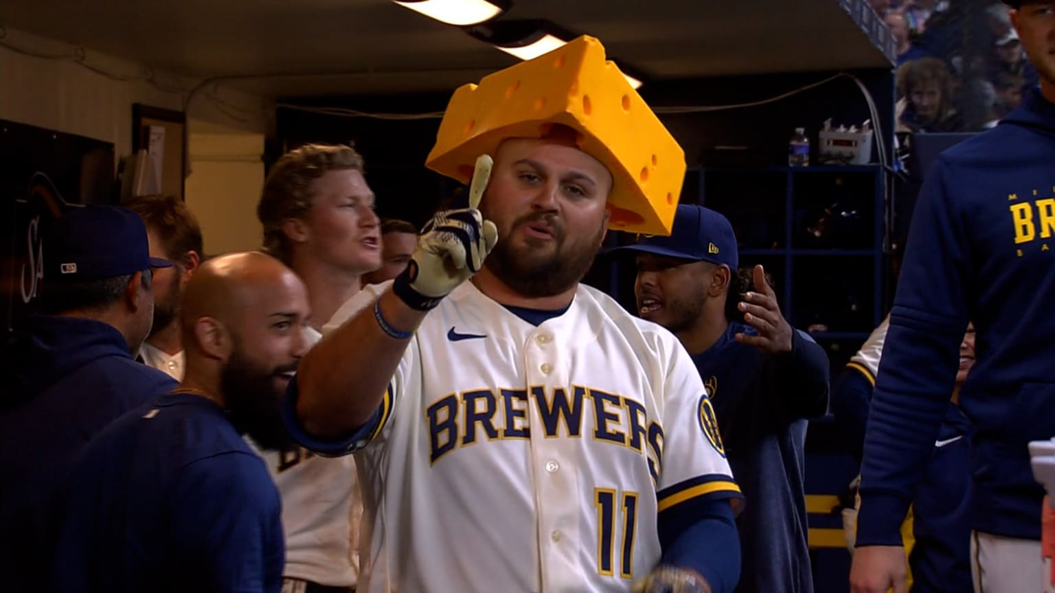 Rowdy Tellez's three-run HR (5), 04/14/2023