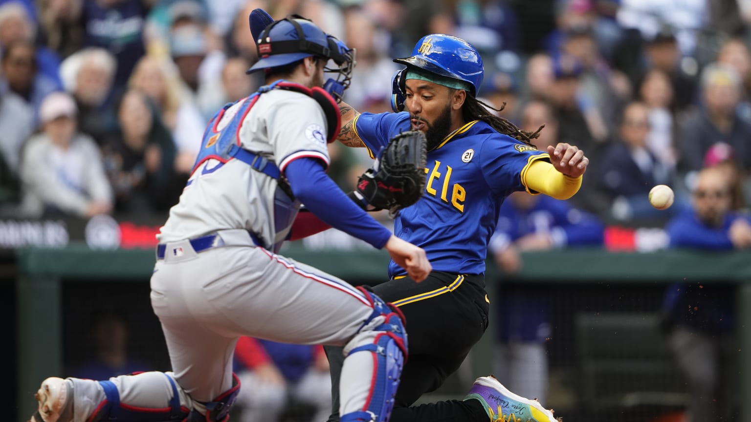 Justin Turner's sacrifice fly | 09/15/2024 | Seattle Mariners