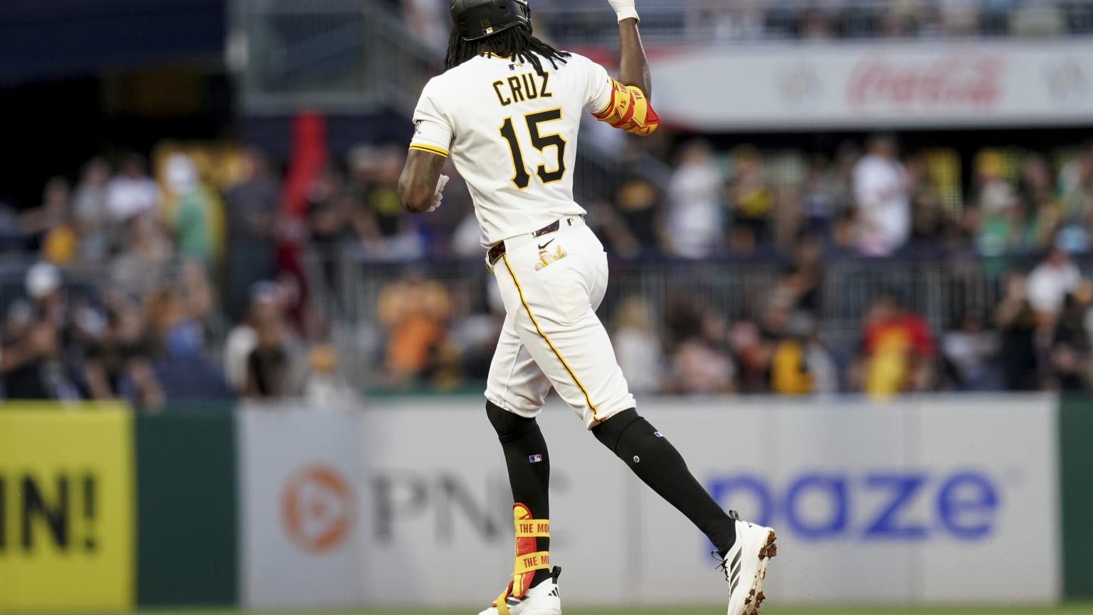 Oneil Cruz's solo homer (13) | 06/10/2025 | Pittsburgh Pirates