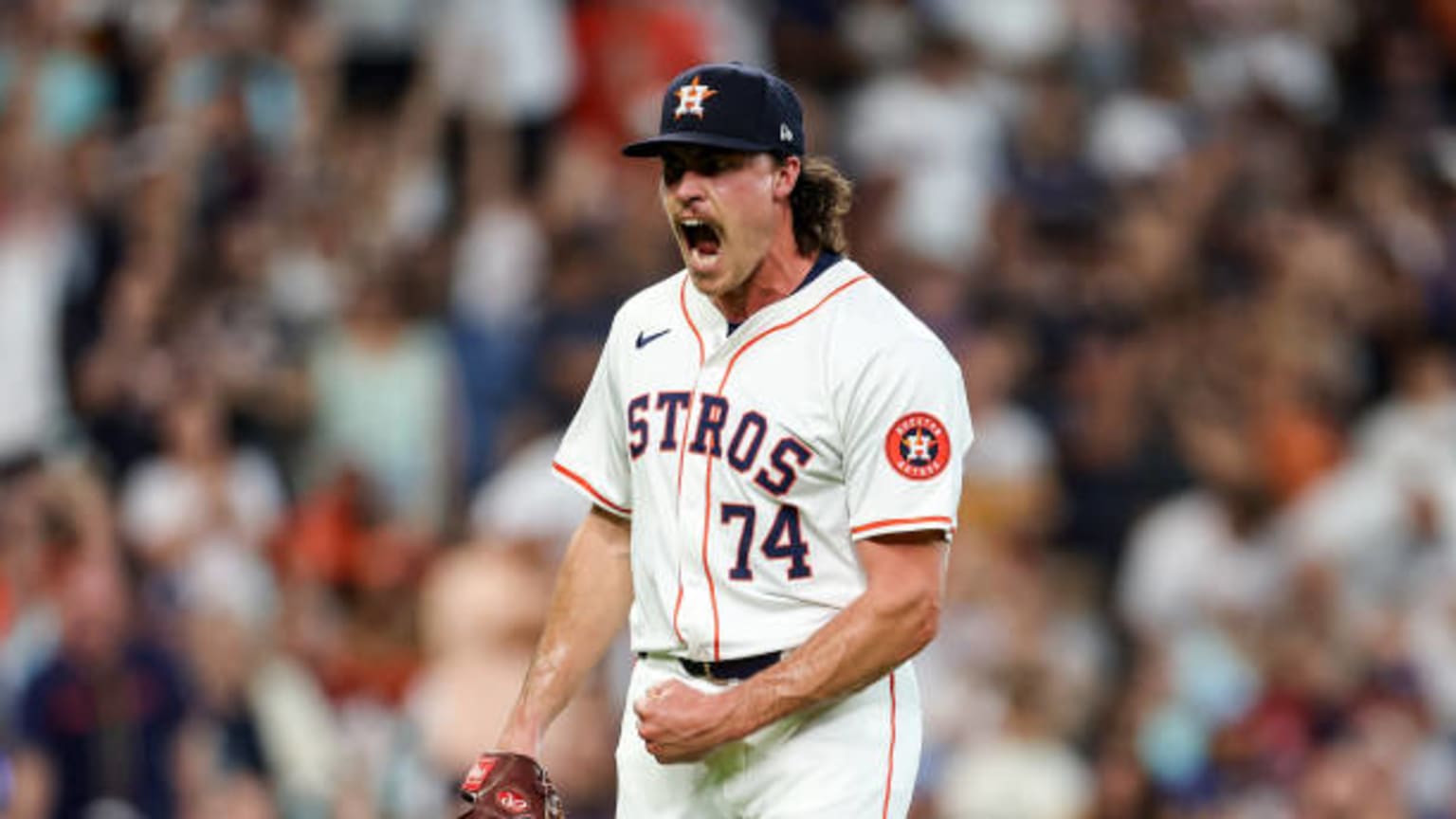 Bryan King fans Josh Smith to escape a jam | 07/13/2024 | Houston Astros