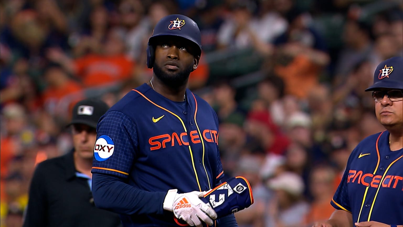 Yordan Alvarez's RBI single