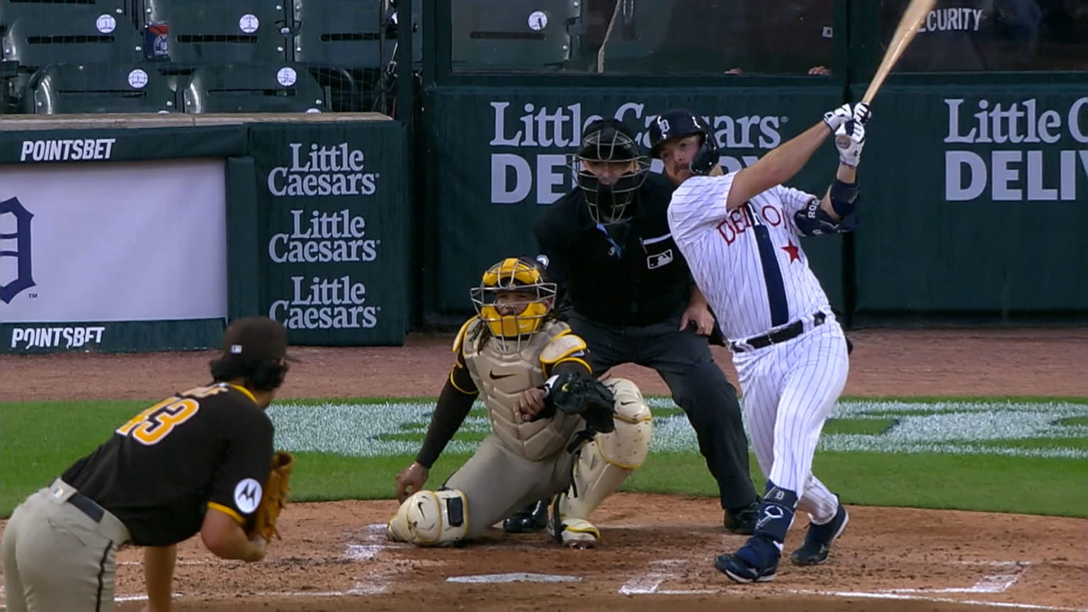 Jake Rogers slashes an RBI double to right-center | 07/22/2023 ...